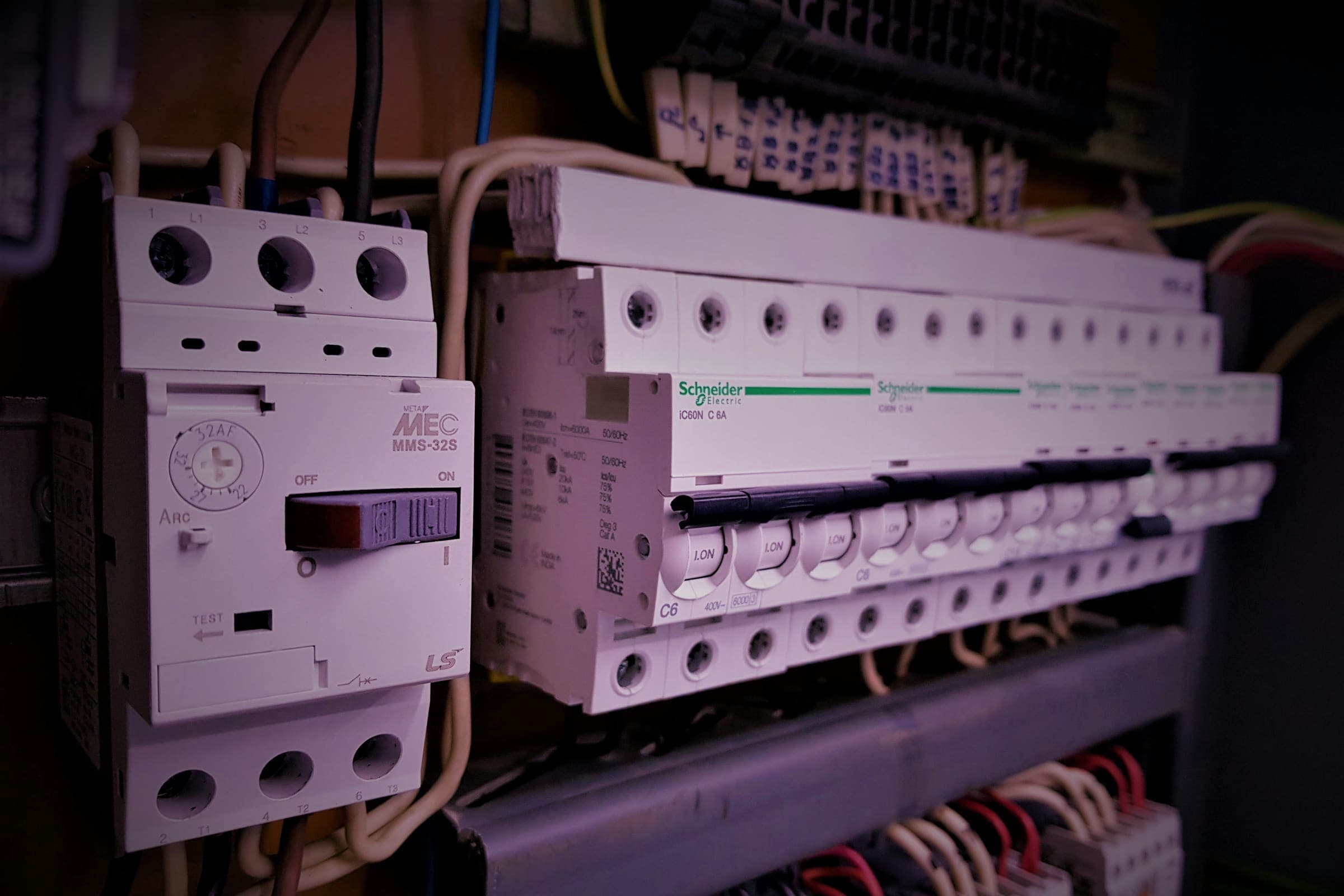Distribution board breakers and wiring inside an electrical panel